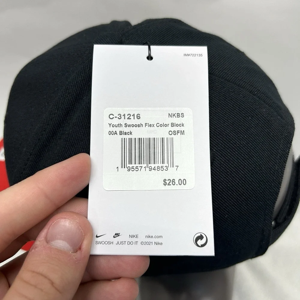 Nike Boys Size OS Black Red Classic99 Baseball Cap Hat New